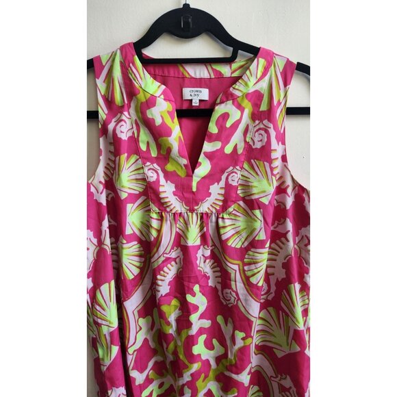 Crown & Ivy Sleeveless Shift Dress Pink Green Coral Seashell Print Size 4 - Picture 2 of 5